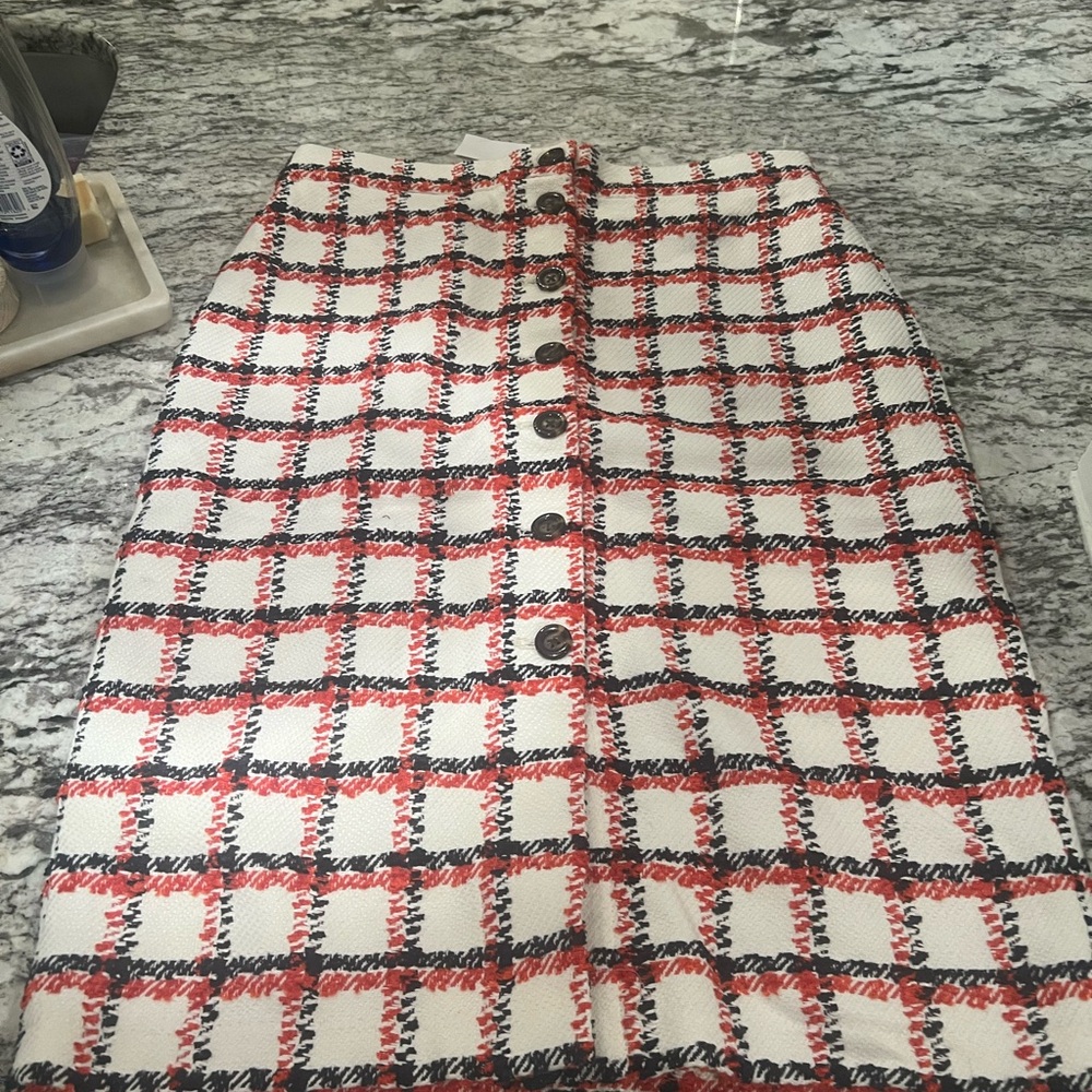 Stylish Plaid Button-Down Skirt